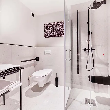 Tribe Milano Malpensa 4*