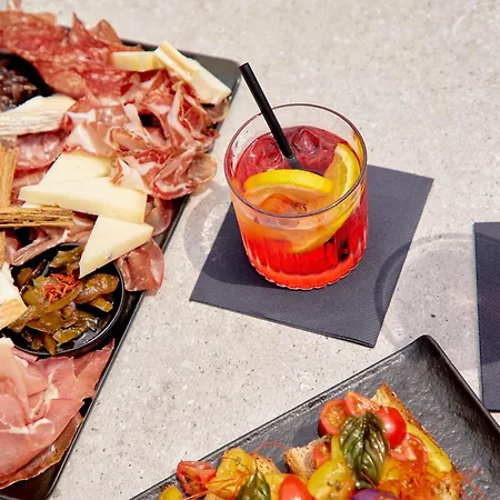 Tribe Milano Malpensa 酒店 4*