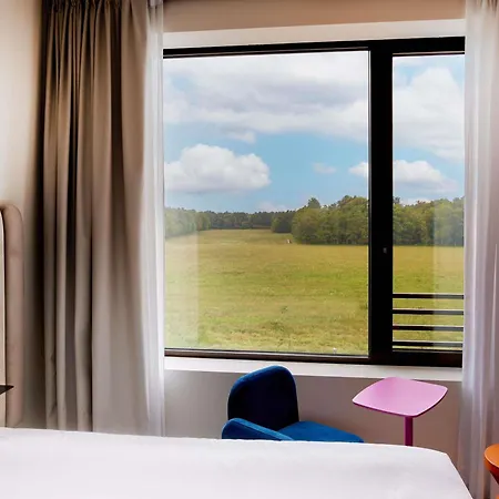 Tribe Milano Malpensa 4*