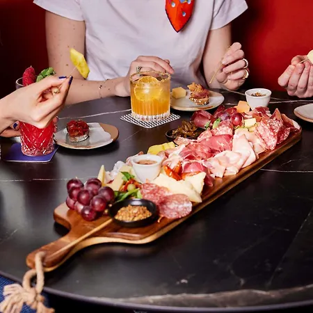 酒店 Tribe Milano Malpensa 4*
