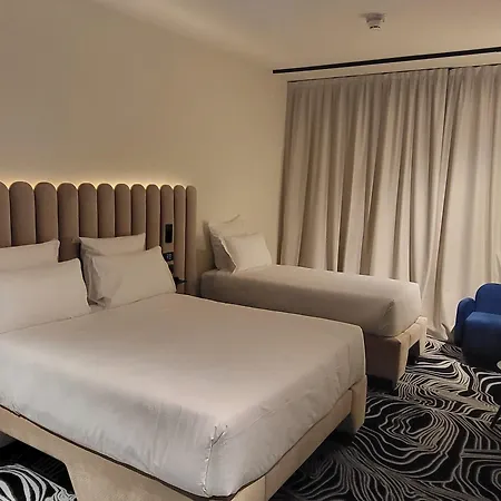 Hotel Tribe Milano Malpensa 4*