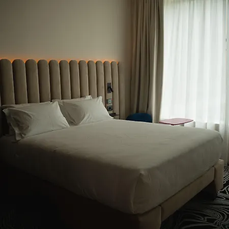 Hotel Tribe Milano Malpensa 4*